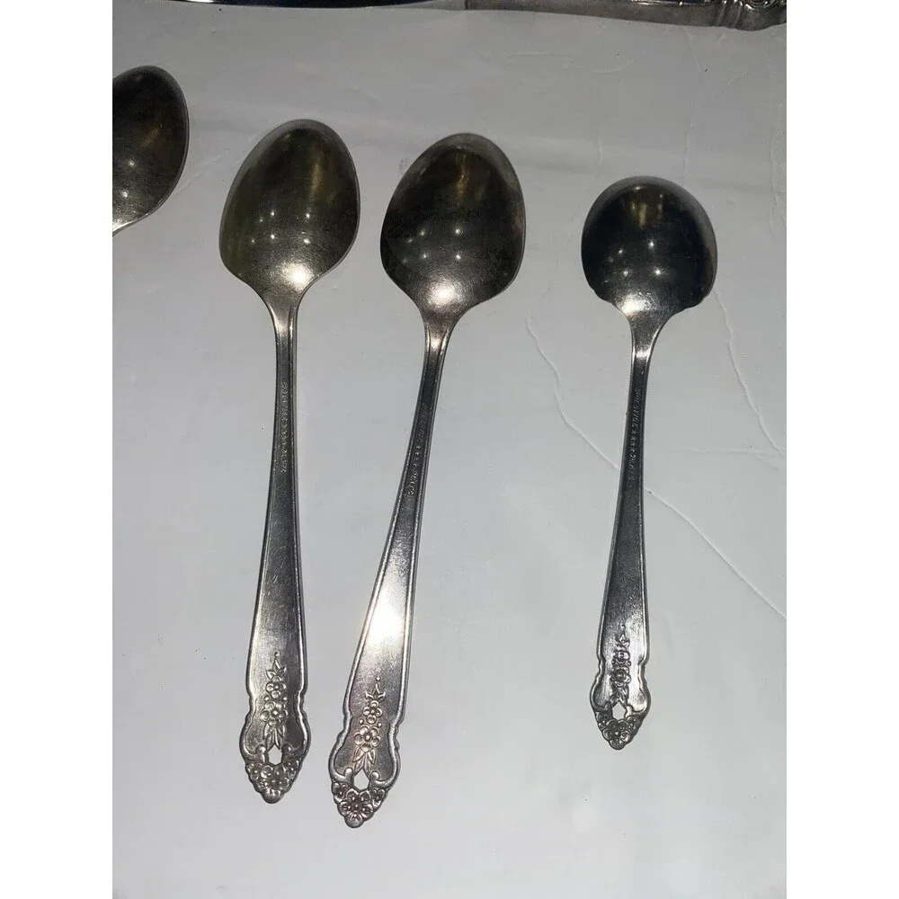 13 Pc Vintage Distinction (Silverplate 1951) Prestige Plate-by Oneida